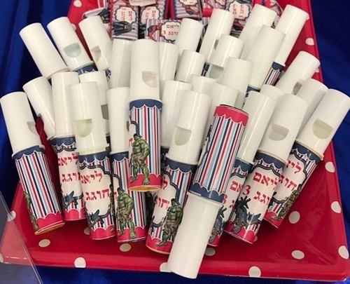 מדבקות לסוכריה משרוקית-35 יח’